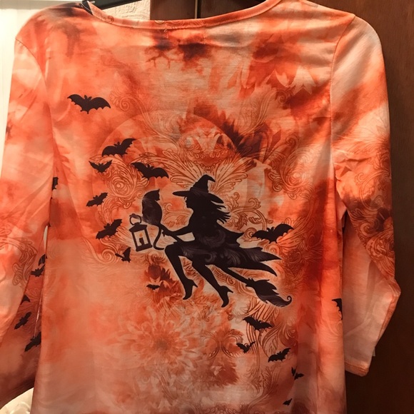 Witch and bats shirt NWT - Picture 3 of 3